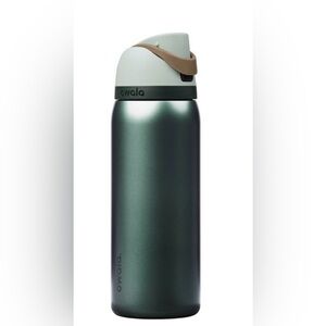 Special Edition Holiday Owala 32oz
Stainless Steel FreeSip Water Bottle